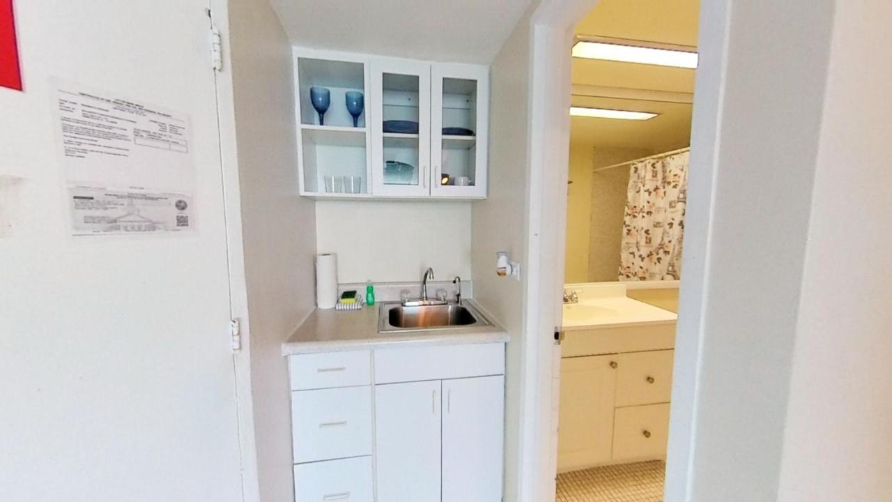 Castle 1733 Ocean View Studio With Direct Beach Access, Pool, Tennis & Free Parking Miami Beach Luaran gambar
